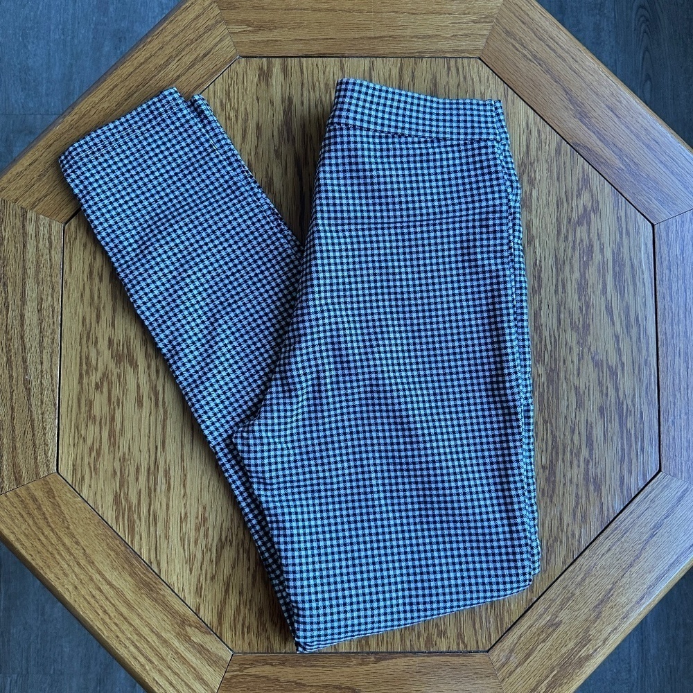 *URBAN OUTFITTERS* Black x White Plaid Pants Size 4